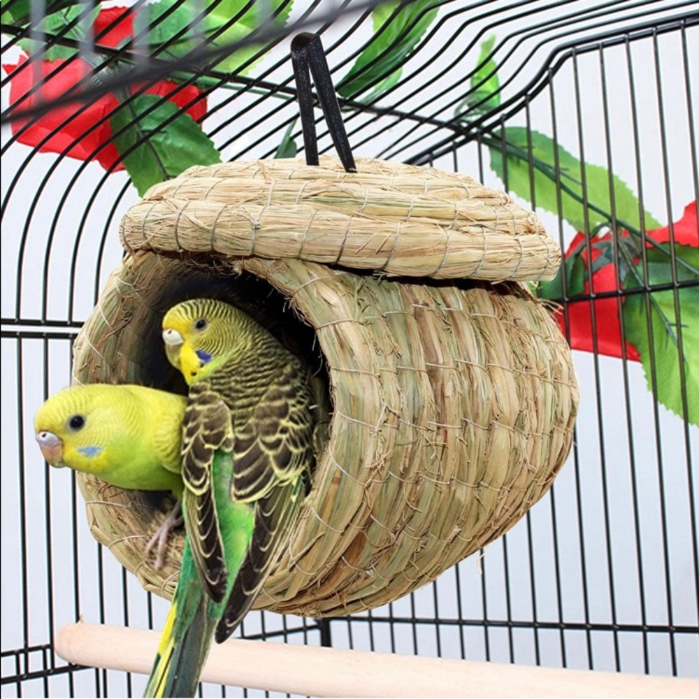 NestStraw,  Woven Straw Nest Rattan BirdsNest Parrot Supplies brand new